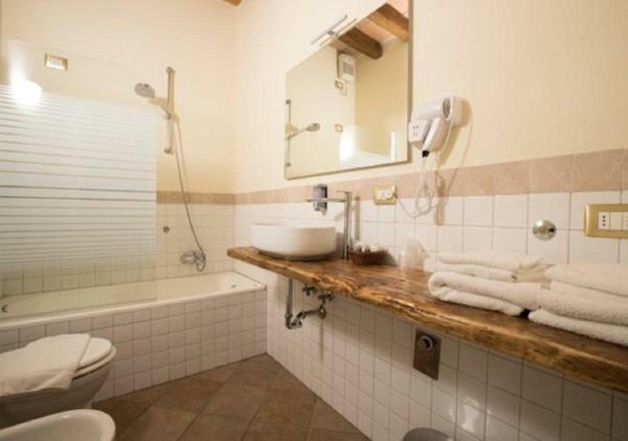 Il Cortiletto Hotel Piacenza Exterior photo