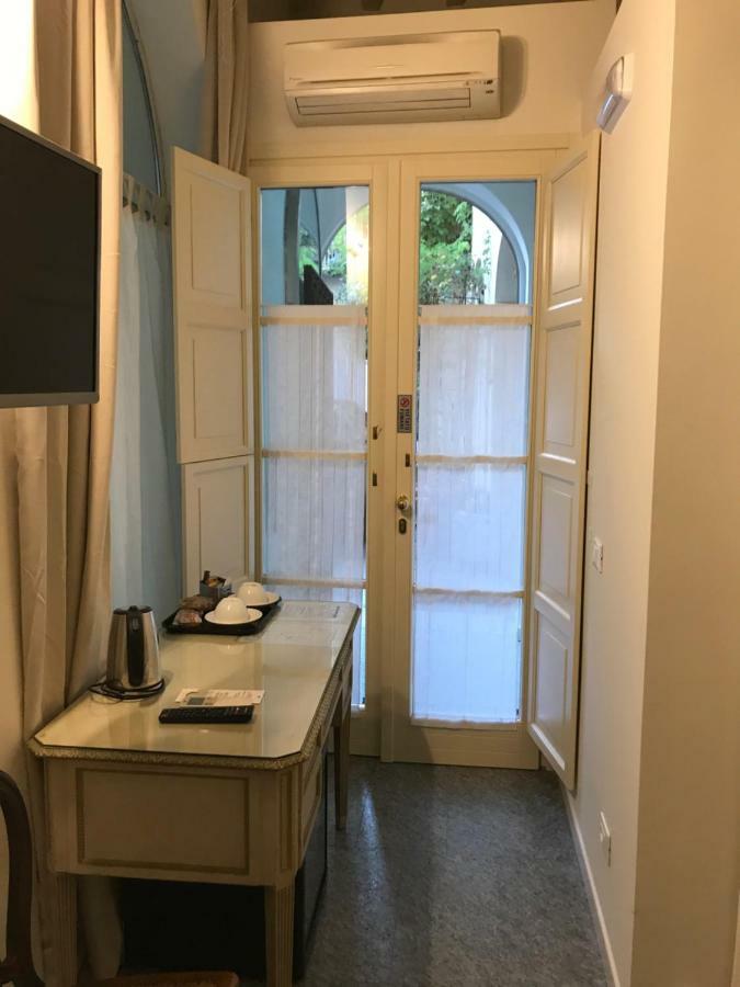 Il Cortiletto Hotel Piacenza Exterior photo